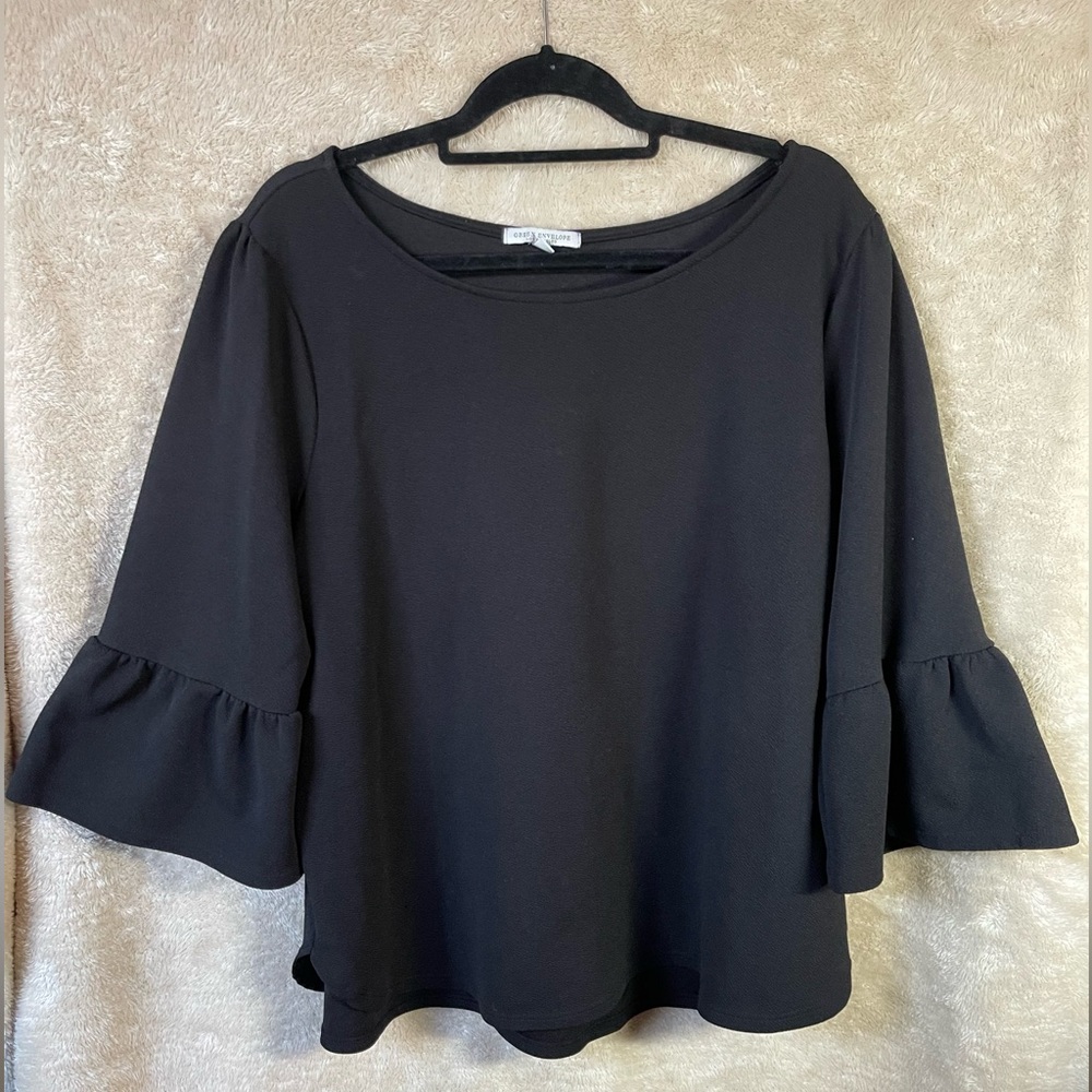 3X Black top 3/4 Sleeves with balloon type effect